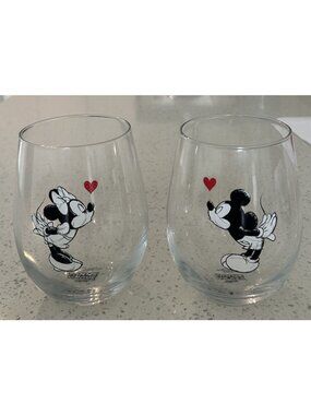 Disney Mickey & Minnie Mouse Smoochin Stemless Wine Glasses